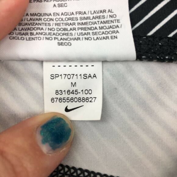 Nike Womens Capri Pants Black White Diagonal Stripes Stretch Running Dri-Fit M - Picture 9 of 12